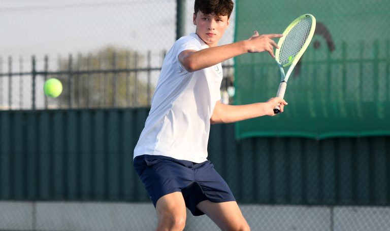 Top Benefits of Joining a Tennis Academy in Dubai